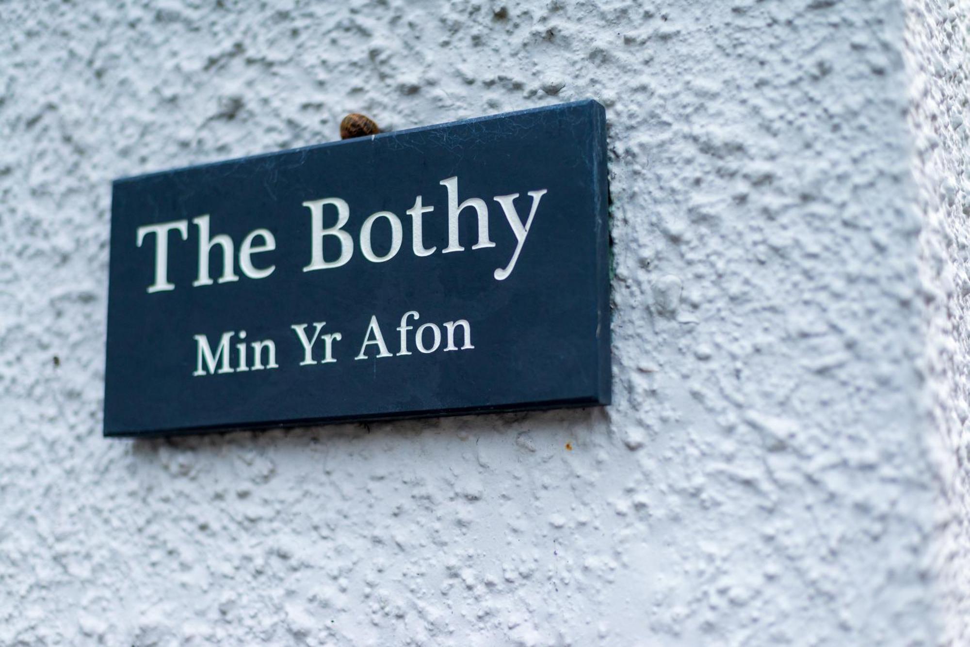 Riverside Bothy In Heart Of Scenic Harbour Village سولفا المظهر الخارجي الصورة