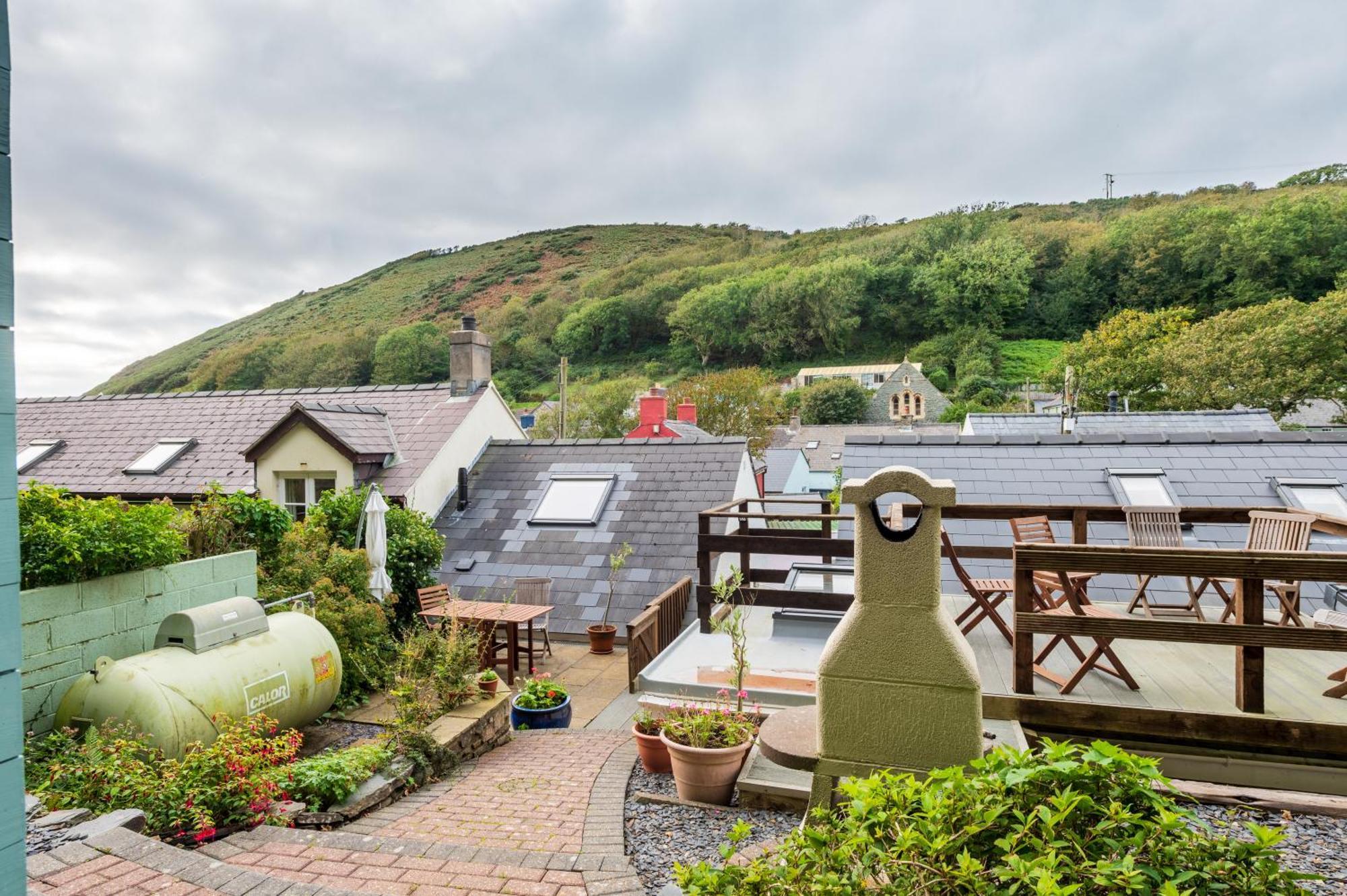 Riverside Bothy In Heart Of Scenic Harbour Village سولفا المظهر الخارجي الصورة